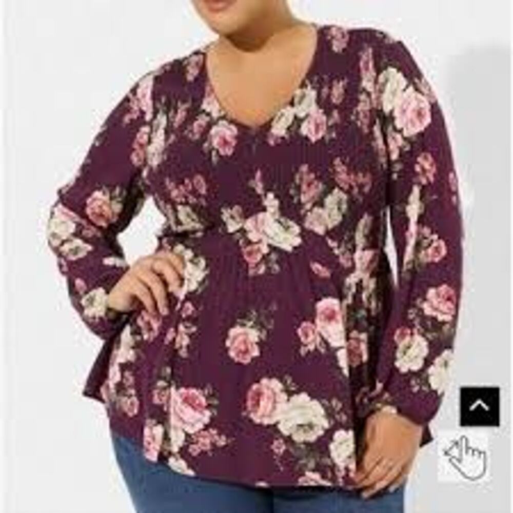Torrid 2X Babydoll Top Blouse Purple Crinkle Gauze V Neck Smocked Winter Bloom